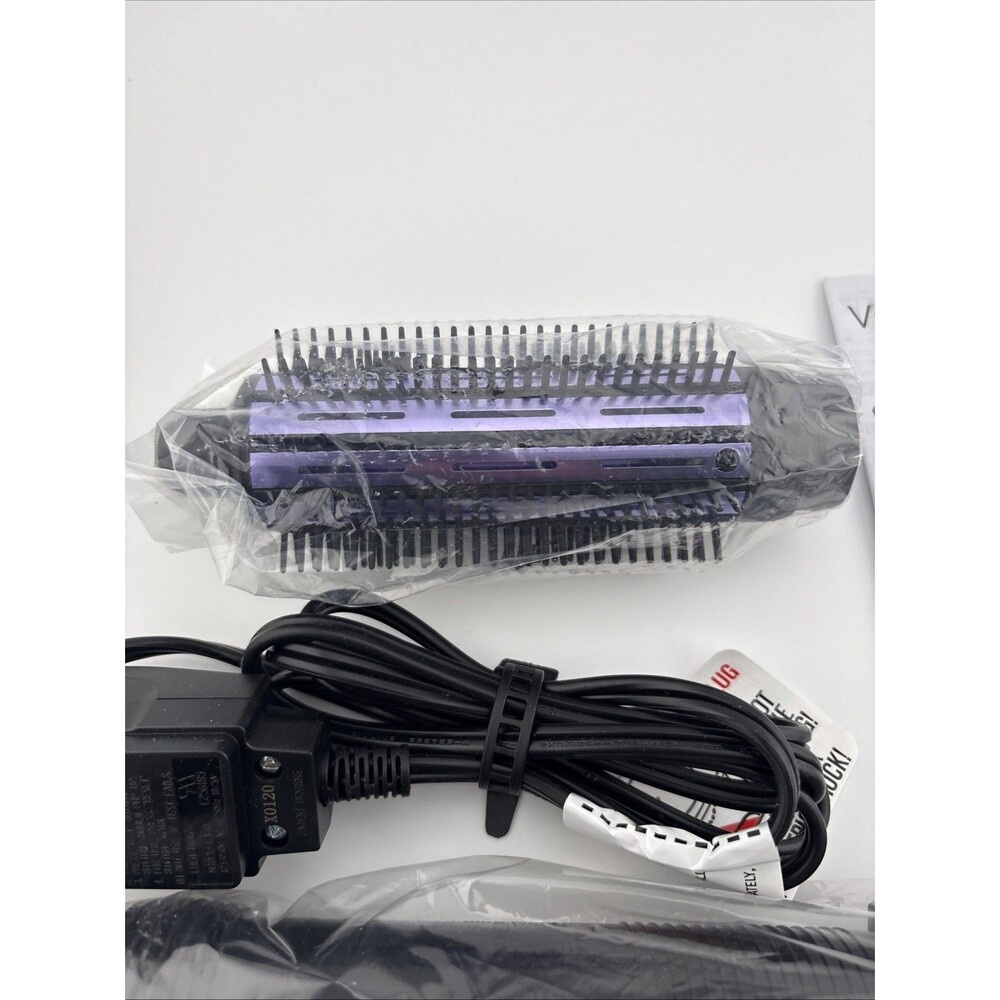 Conair Hot Air Styler Voluminous Curls & Waves 1.5" Curling & 1" Bristle Brushes - Picture 15 of 16